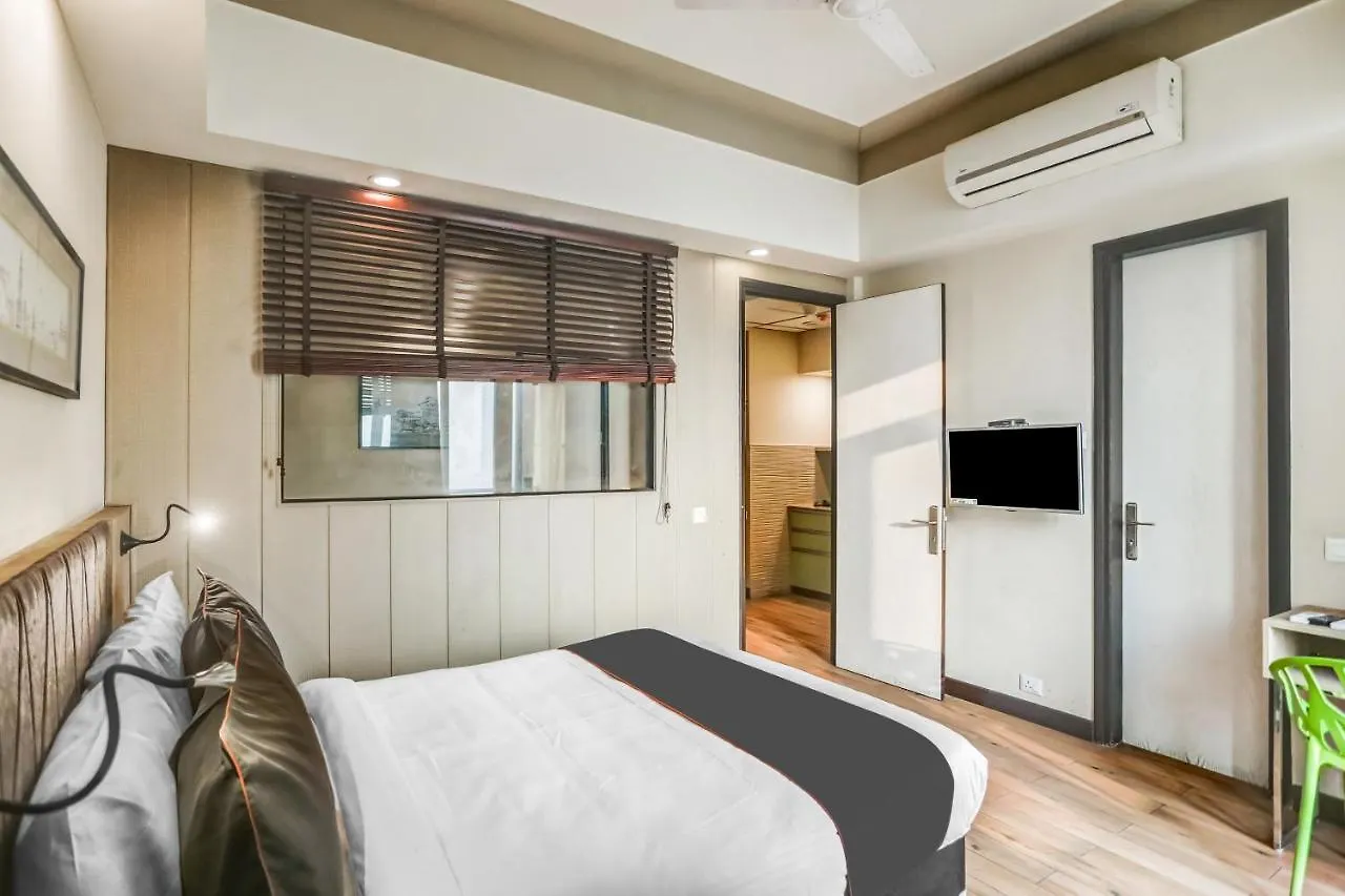 Hotel Collection O Limewood Stay Gurgaon