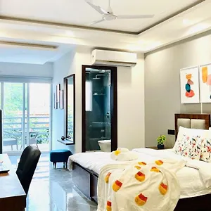 zen-studios-dlf-cybercity-gurgaon.hotelsdelhi.org/