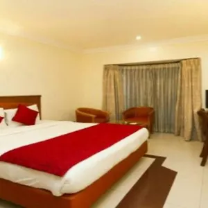 goroomgo-new-ashiyana-palace.hotels-varanasi.com/