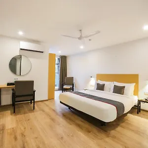 Hotel Super Townhouse Near Appu Ghar