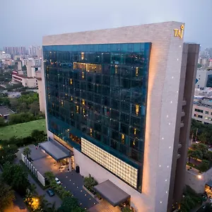 Taj Centre Gurugram ***** Gurgaon